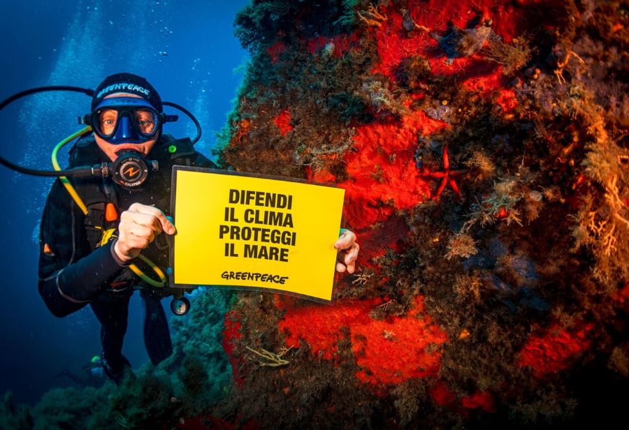 Greenpeace: crisi climatica, inondazioni e inquinamento sono le principali paure degli italiani per la vita sulla terra
