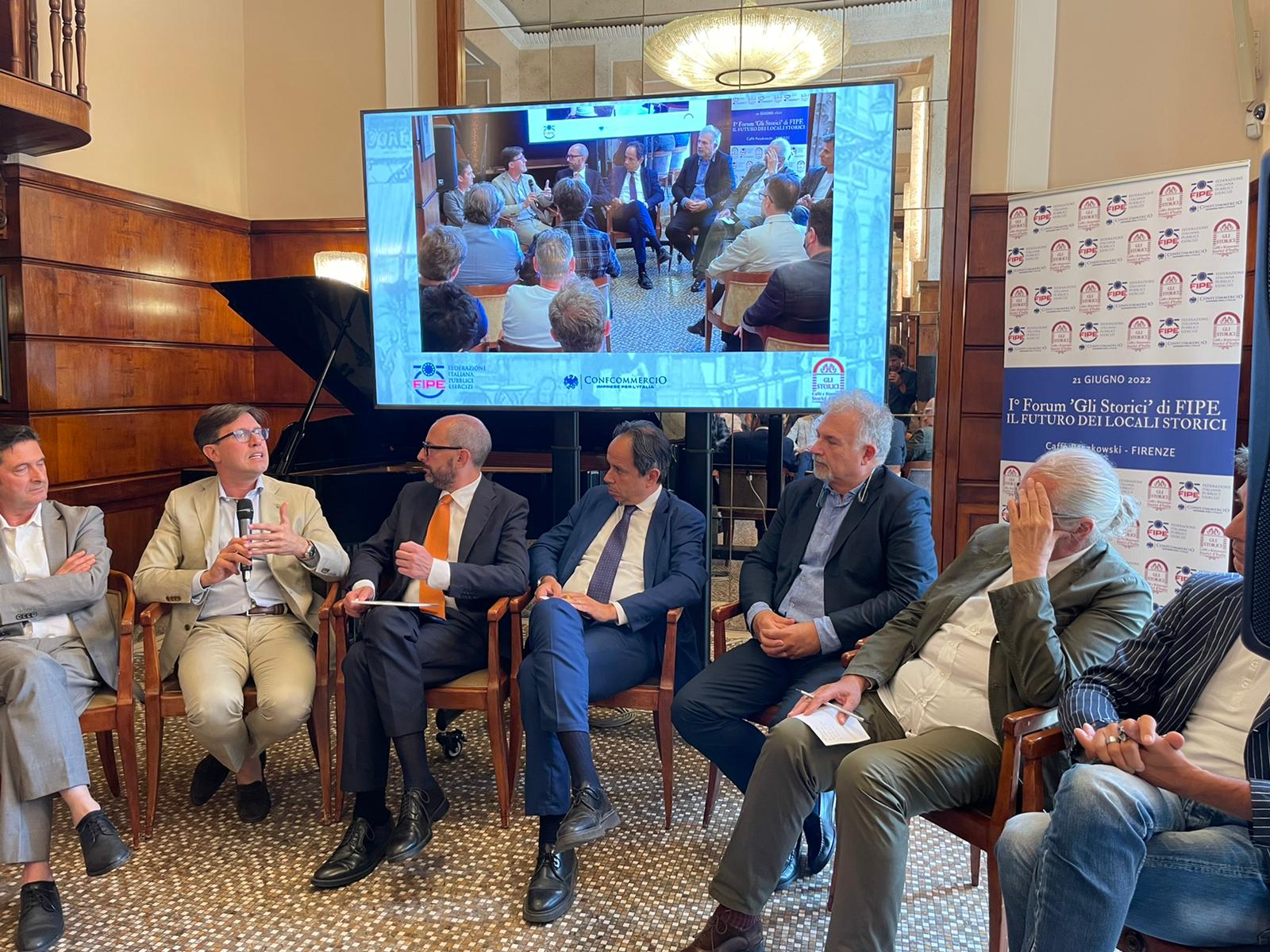 A Firenze il primo incontro nazionale dei locali che hanno segnato la storia d’Italia