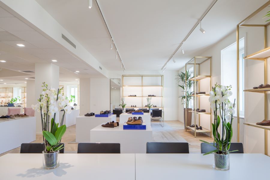 Stuart Weitzman apre il suo nuovo e unico showroom italiano a Milano